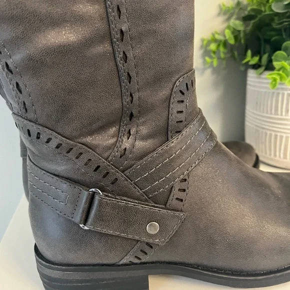 BARETRAPS Gray Knee-High Boots - Picture 6 of 9